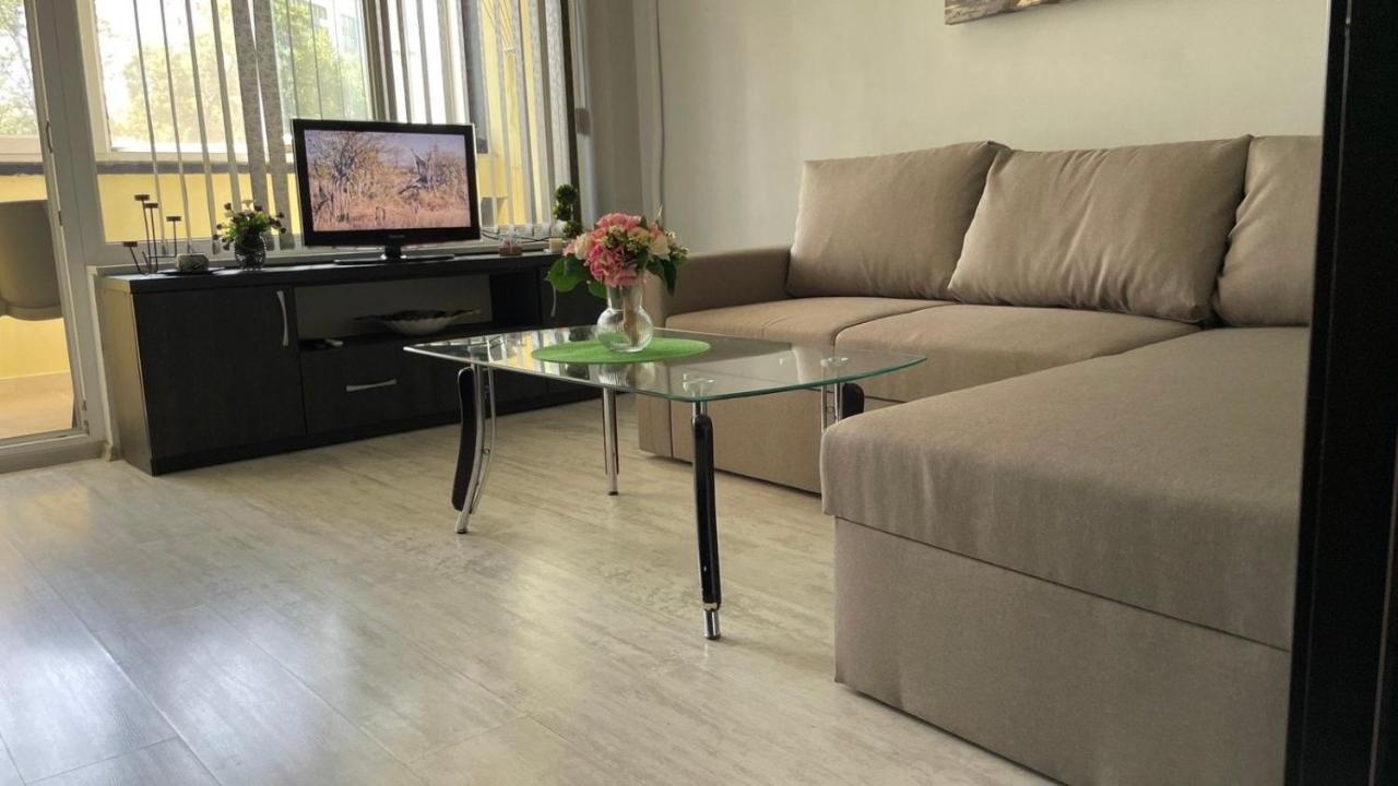Lotos Apartament Διαμέρισμα Μπουργκάς Εξωτερικό φωτογραφία